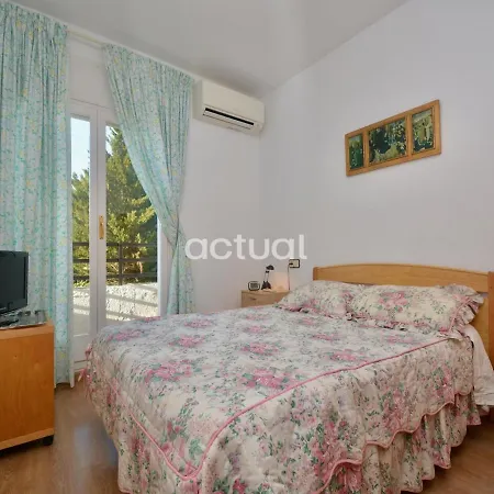 Apartament Palomas Esc. A 1-1 *