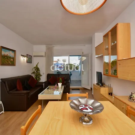 Palomas Esc. A 1-1 *