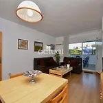 Palomas Esc. A 1-1 Castell-Platja d'Aro