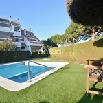Palomas Esc. A 1-1 Castell-Platja d'Aro